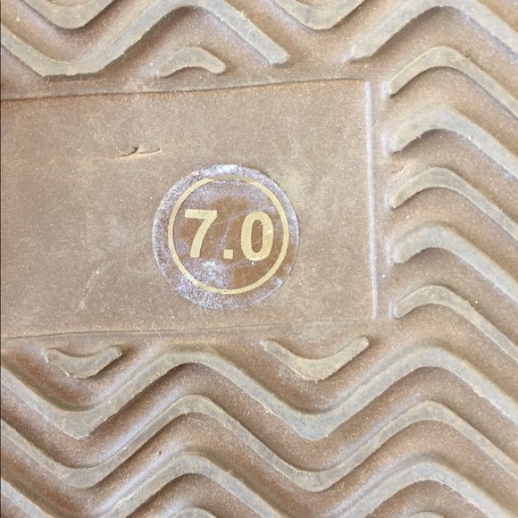 COZY STEP LEOPARD WATER REPELLENT LEATHER SHEEP SKIN BOOTS 7 NWOT - Picture 5 of 10